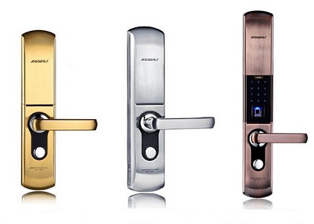 ��������i